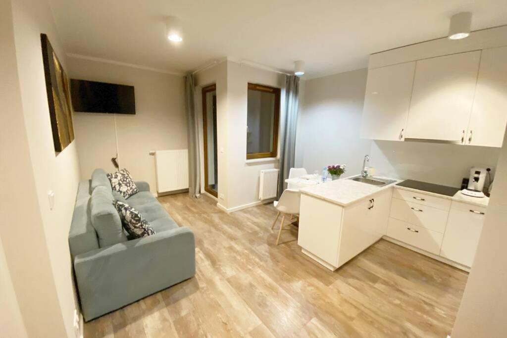 Exclusive 2Br! Apartment Near City Center +Netflix Varsóvia Exterior foto